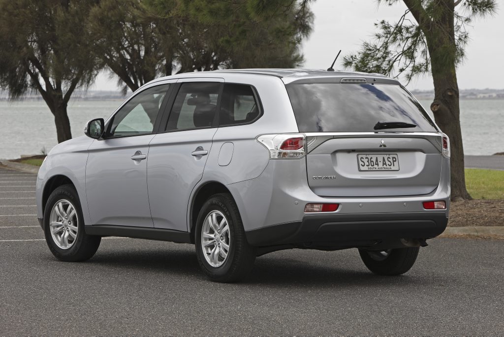 The Mitsubishi Outlander LS. The Mitsubishi Outlander LS.